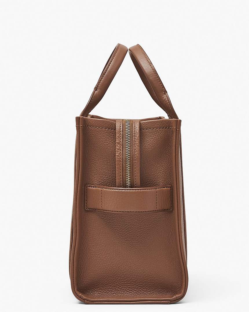 The Leather
Medium Tote Bag