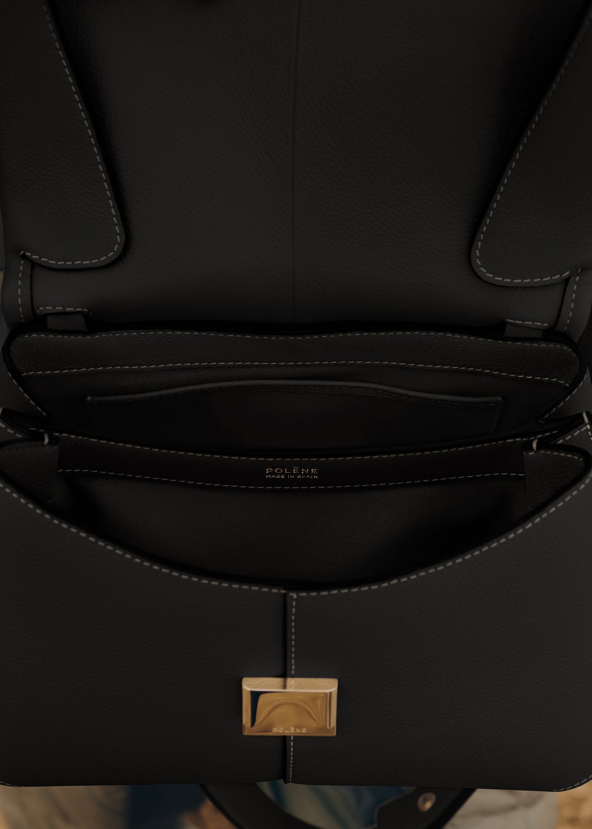 Mokki
Edition Textured Taupe