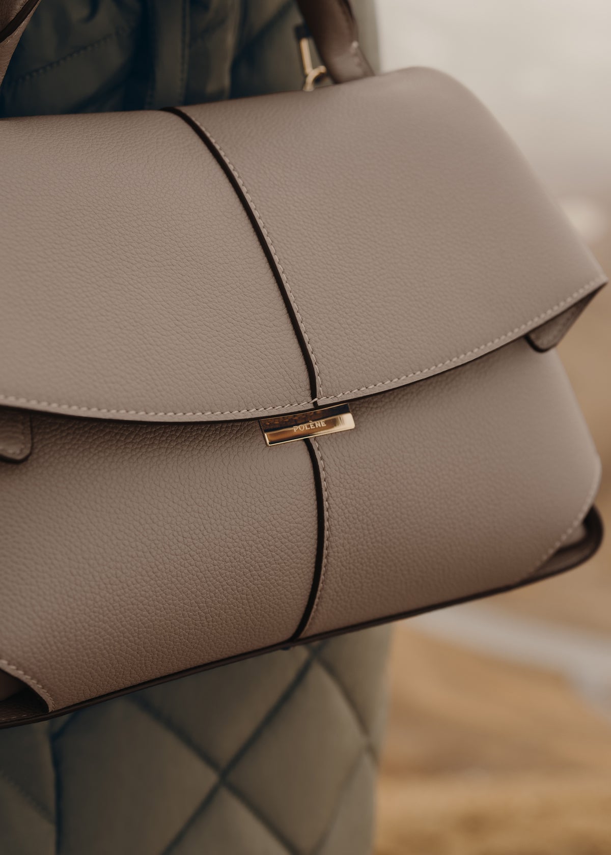 Polèn Mokki
Edition Textured Taupe