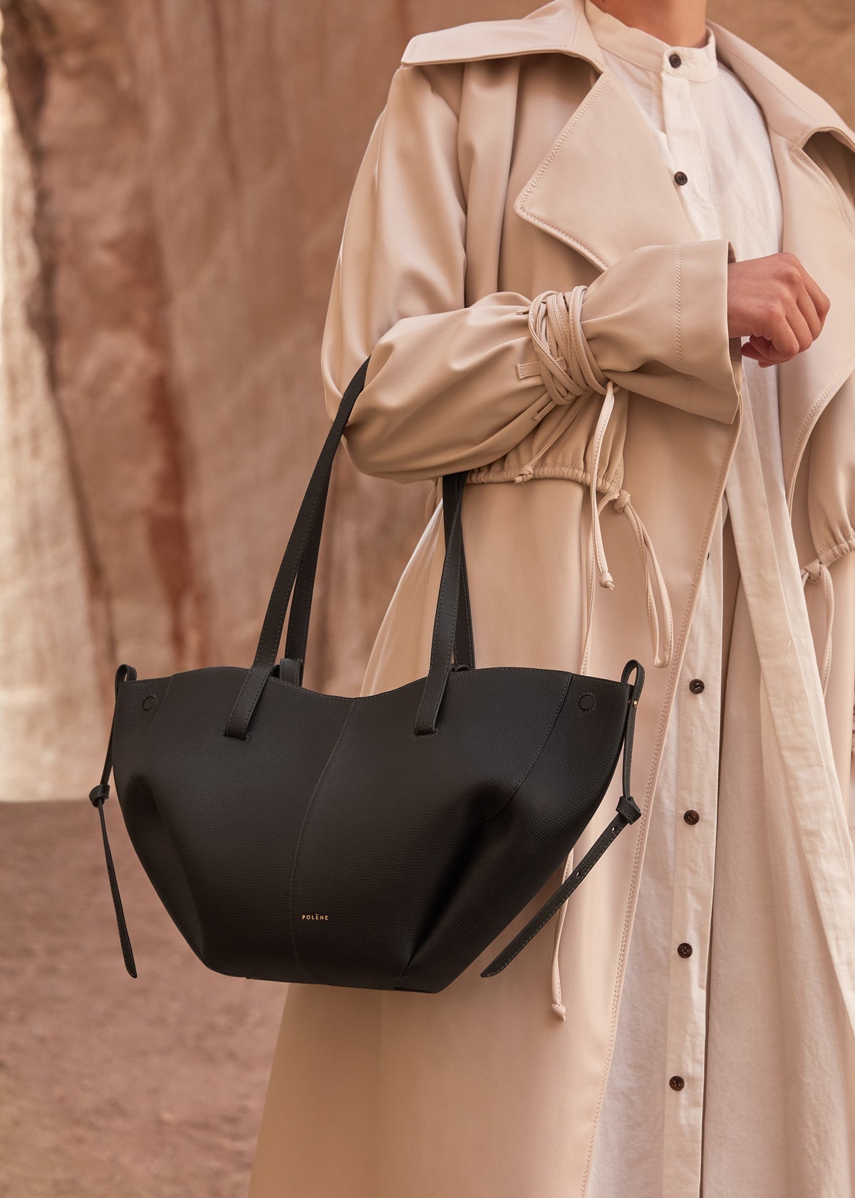Cyme Mini
Edition Textured Black