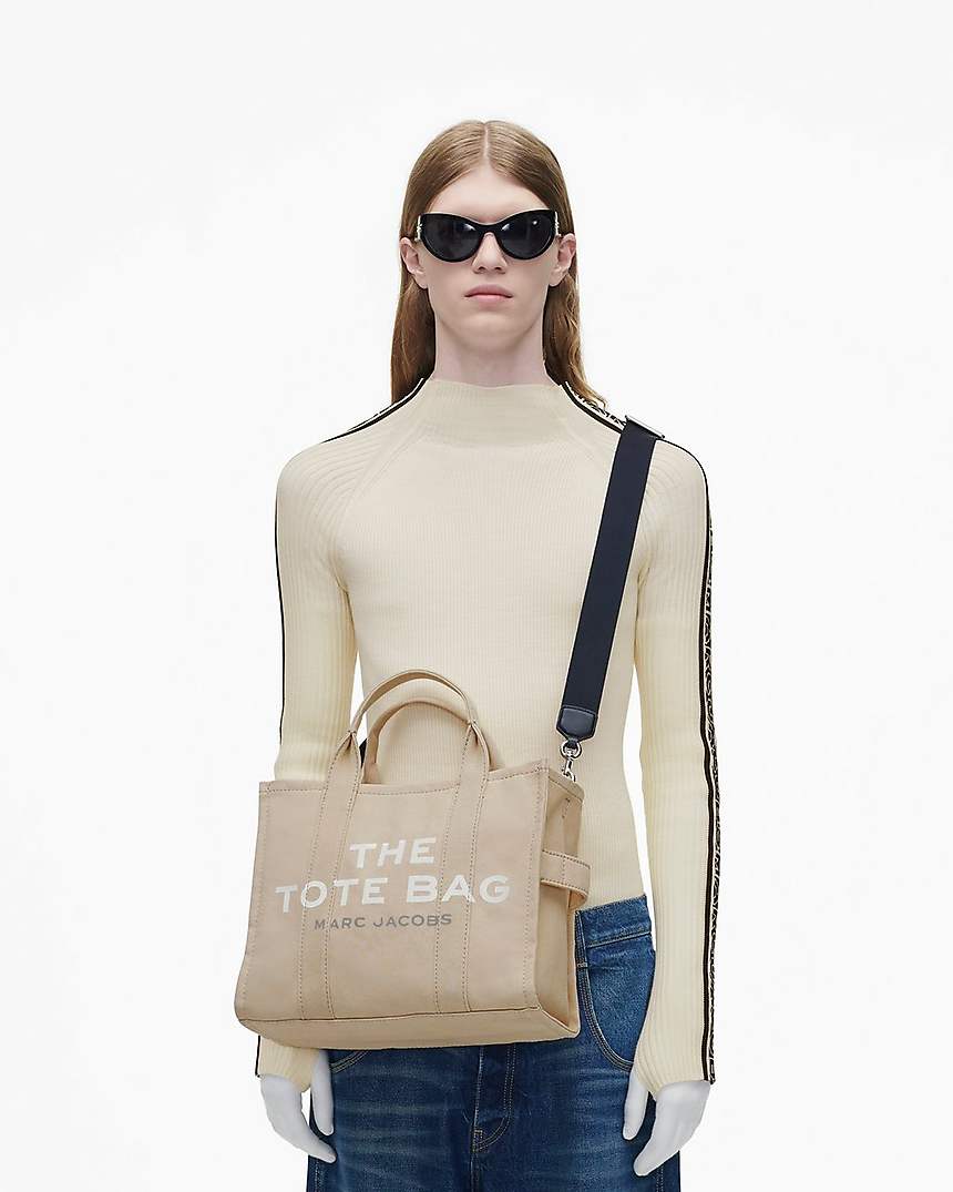 The Canvas
Medium Tote Bag