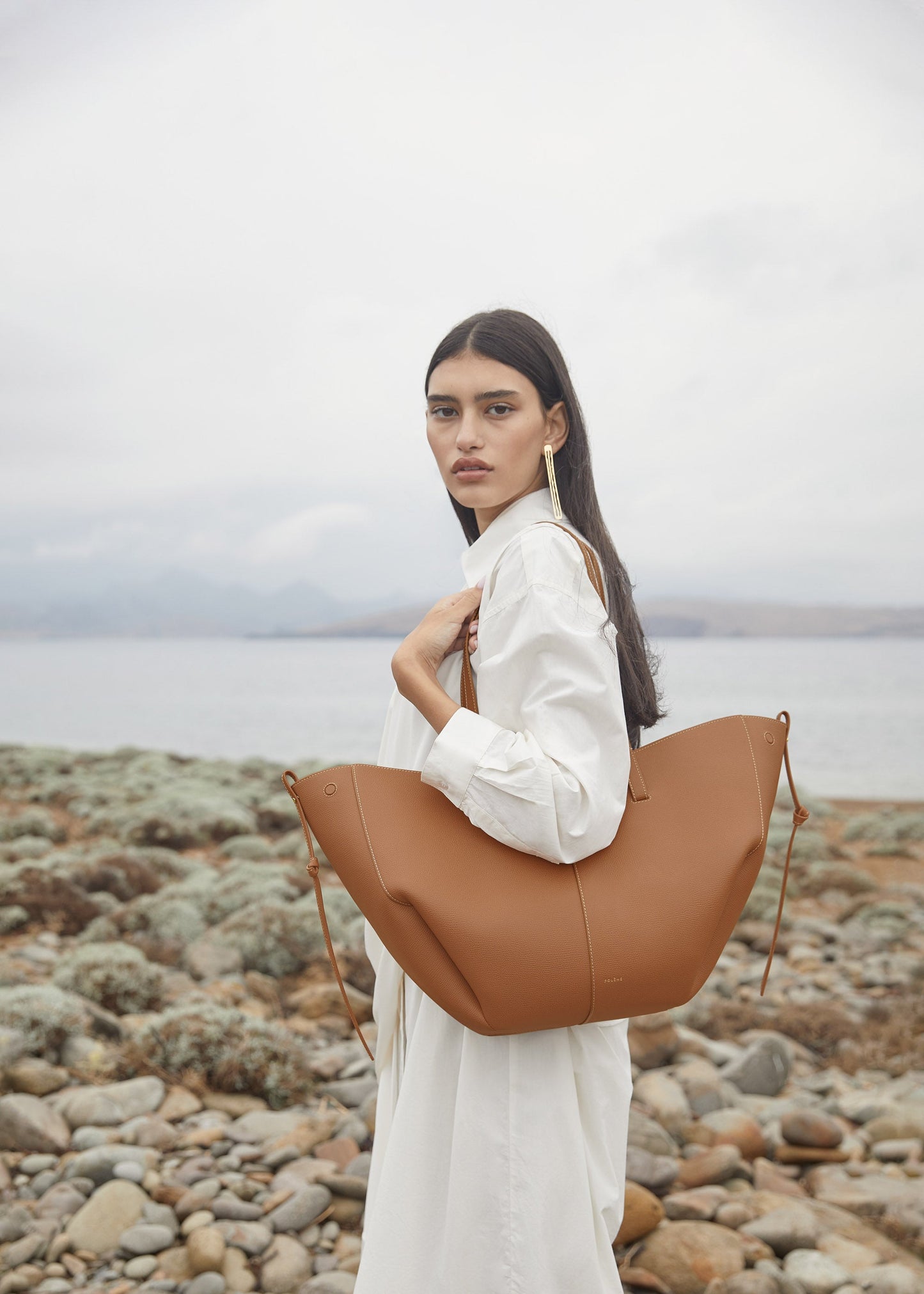 Cyme
Edition Textured Camel