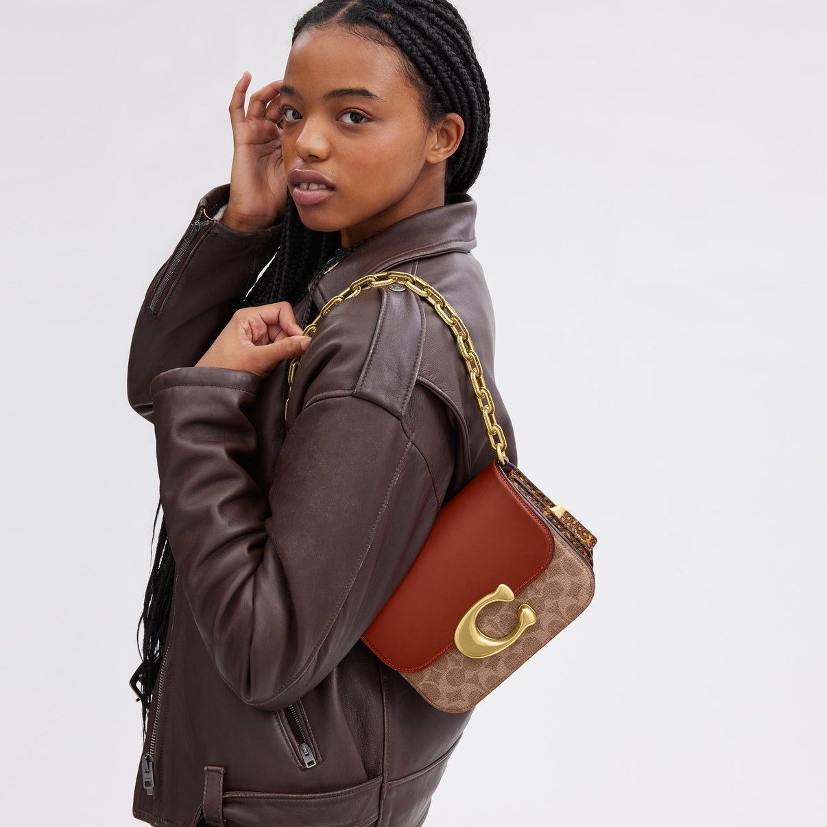 Idol bag in signature