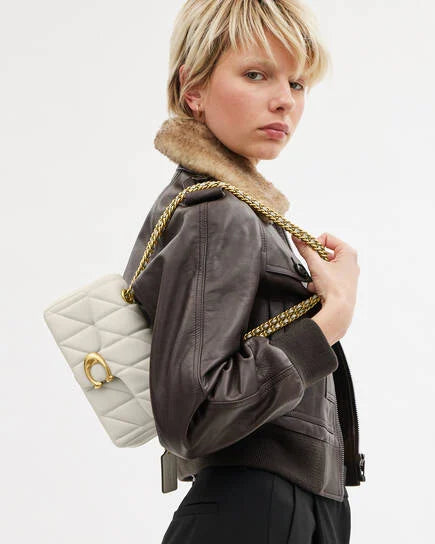 Tabby Shoulder Bag 20 With Pillow Quilting