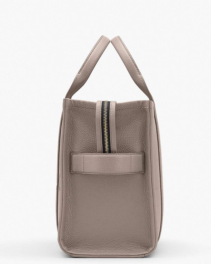 The Leather
Medium Tote Bag
