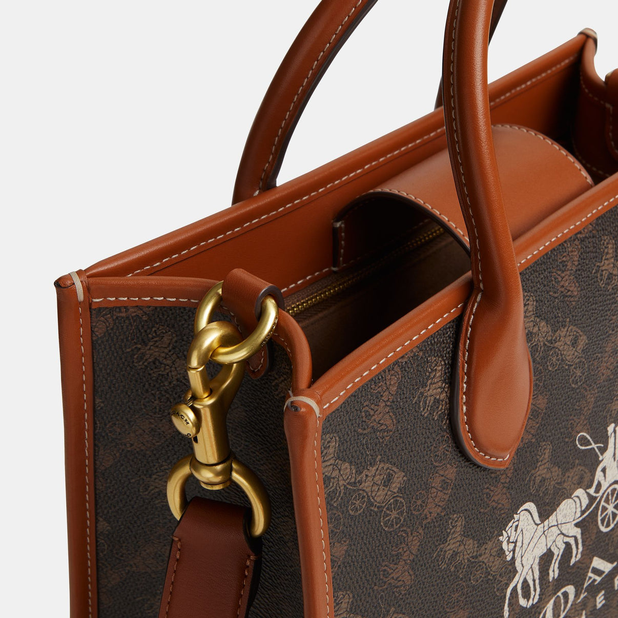 Ace Tote 26 With Horse