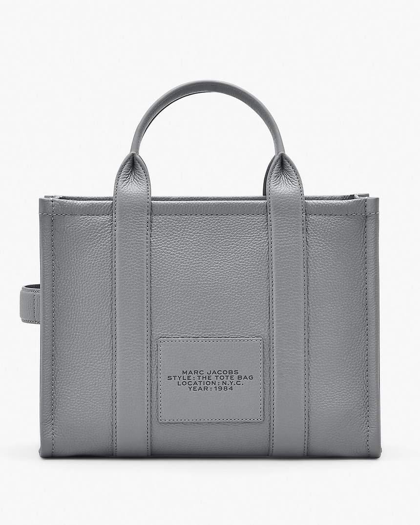The Leather
Medium Tote Bag