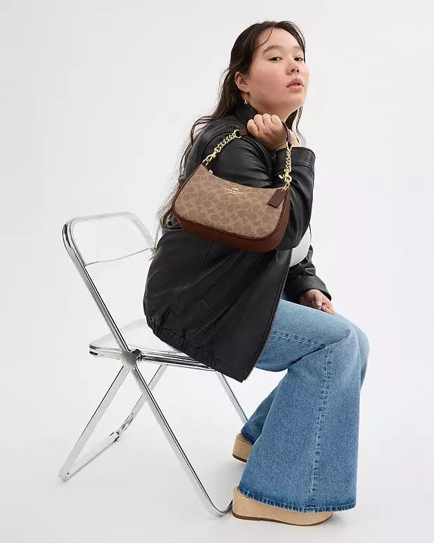 Teri Shoulder Bag In Signature Canvas coach