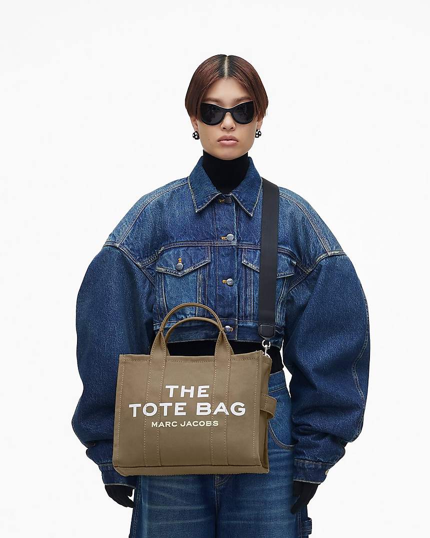 The Canvas
Medium Tote Bag
