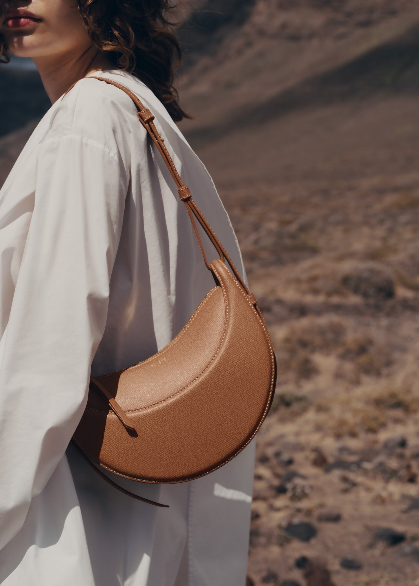 Numéro Dix
Edition Textured Camel