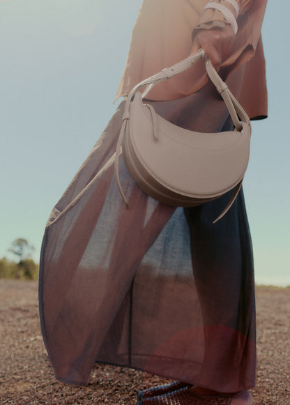Numéro Dix
Edition Textured Taupe