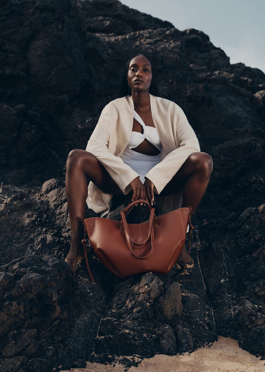 Cyme
Edition Textured Cognac