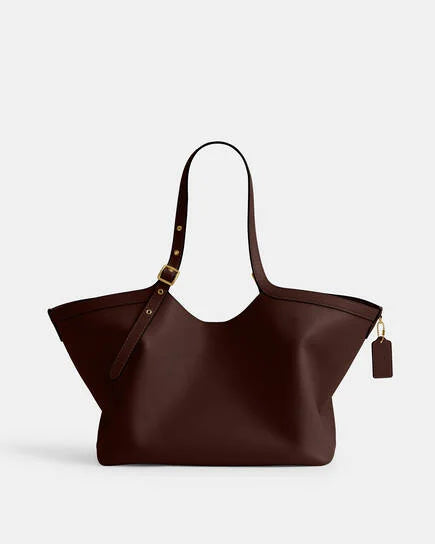 Gramercy Tote

NEW ARRIVAL ⭐