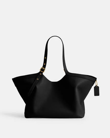 Gramercy Tote

NEW ARRIVAL ⭐
