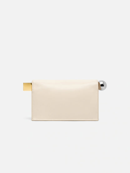 The Rond Carré clutch