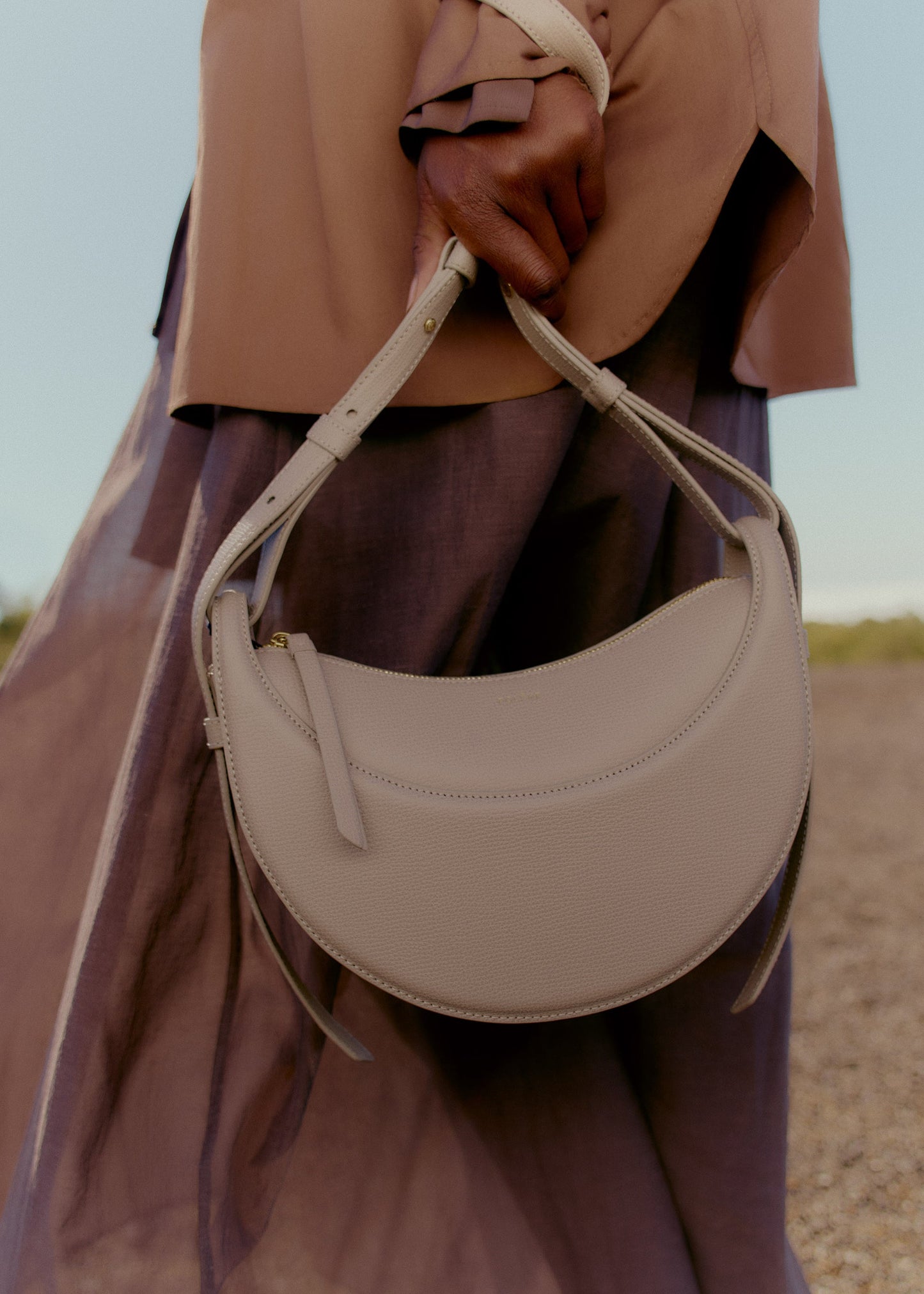 Numéro Dix
Edition Textured Taupe