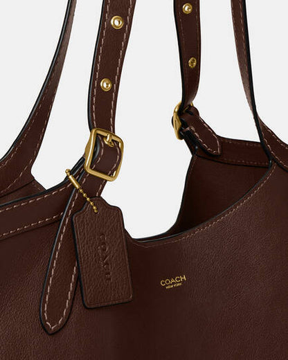 Gramercy Tote

NEW ARRIVAL ⭐