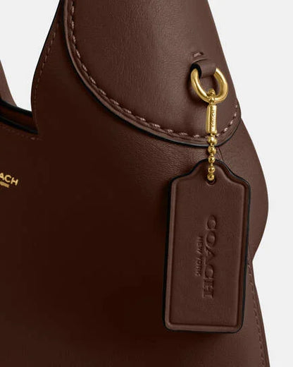 Brooklyn Shoulder Bag 28

Bestseller
